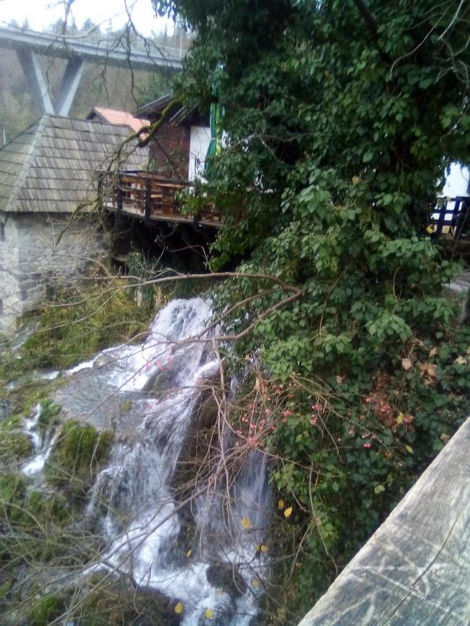 Iris Room & Apartment Slunj Luaran gambar