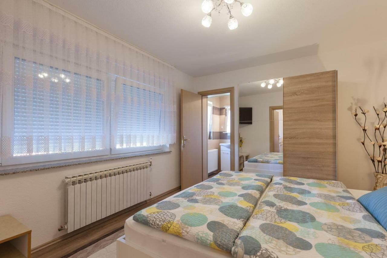 Iris Room & Apartment Slunj Luaran gambar